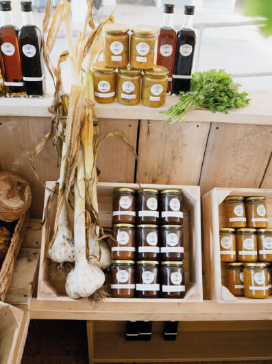 Garlic And Jams